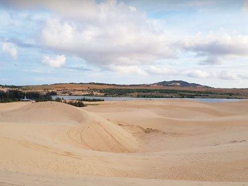Bau Trang / White Sand Dunes