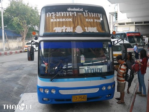 Bus Bangkok - Ban Phe