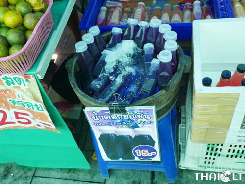 Drinks You Should Try at Taling Chan Floating Market, Bangkok