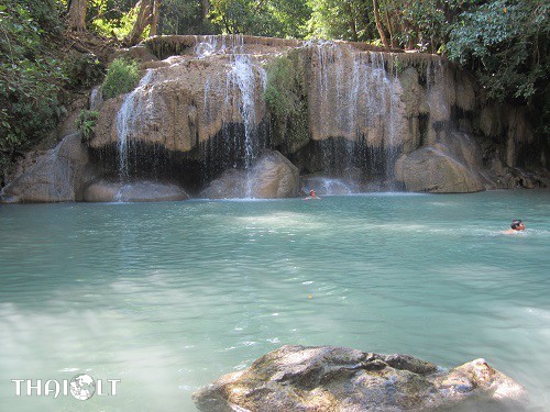 2 level of Erawan waterfall
