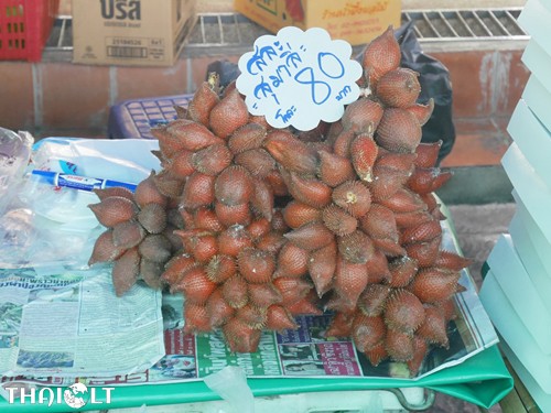 Salacca or Snake fruit at Taling Chan Floating Market