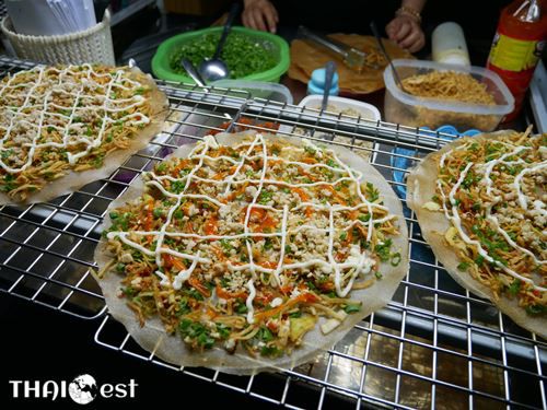 Vietnamese Pizza (Banh Trang Nuong)