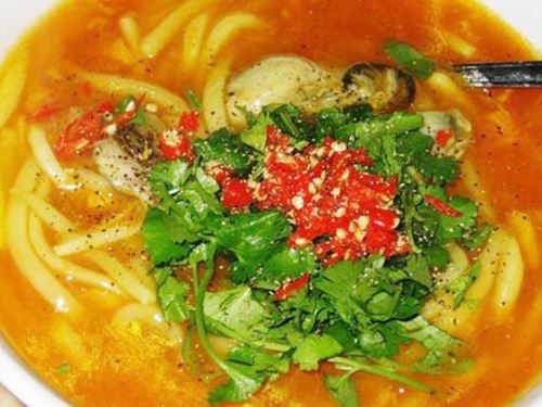 Spicy Noodle Soup (Banh Canh Nam Pho)